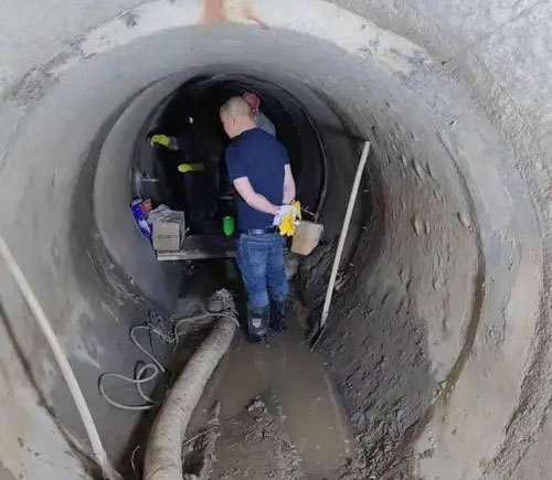 九真镇地铁堵漏